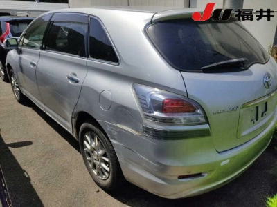 TOYOTA MARK X ZIO