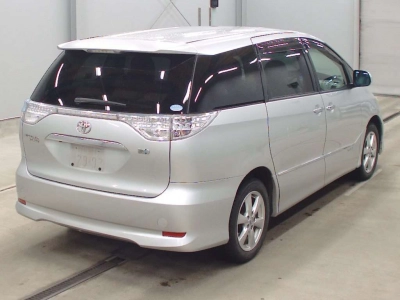 TOYOTA ESTIMA HYBRID