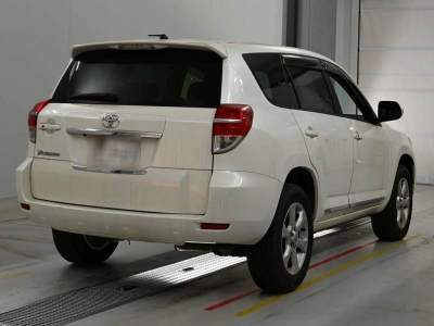 TOYOTA VANGUARD