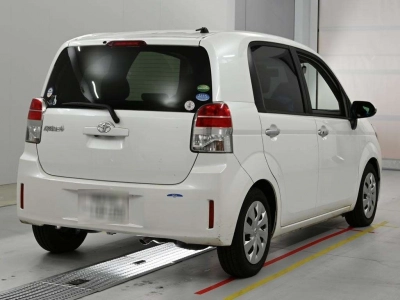 TOYOTA SPADE