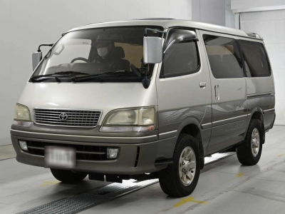TOYOTA HIACE WAGON