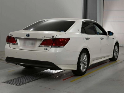 TOYOTA CROWN HYBRID