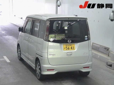 NISSAN ROOX