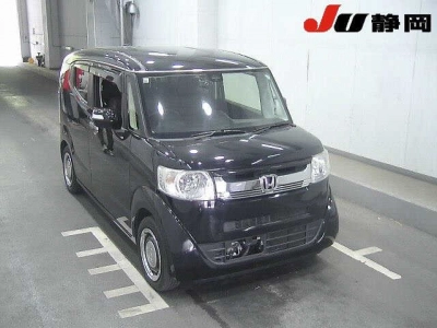 HONDA N-BOX SLASH