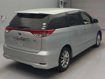 TOYOTA ESTIMA HYBRID