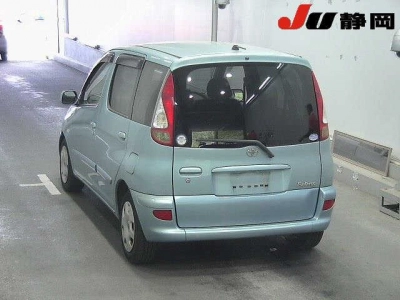 TOYOTA FUN CARGO