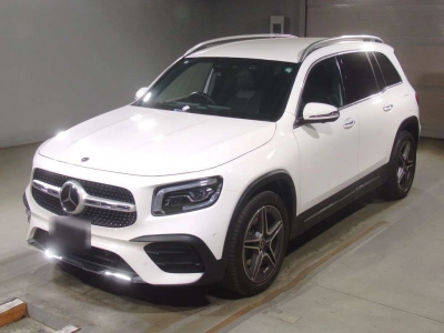 MERCEDES BENZ GLB