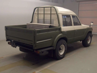 TOYOTA LAND CRUISER 60