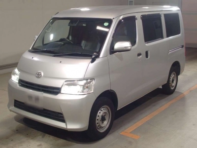 TOYOTA TOWN ACE VAN