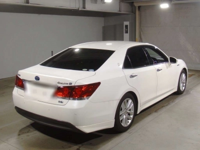 TOYOTA CROWN HYBRID