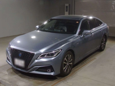 TOYOTA CROWN HYBRID