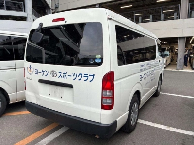 TOYOTA HIACE WAGON