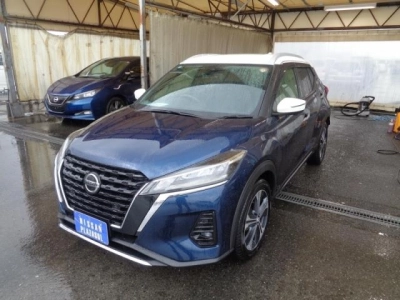 NISSAN KICKS