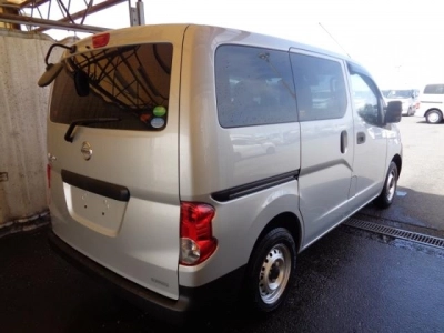NISSAN NV200 VANETTE VAN