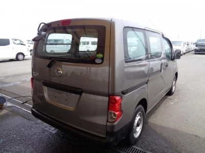 NISSAN NV200 VANETTE VAN