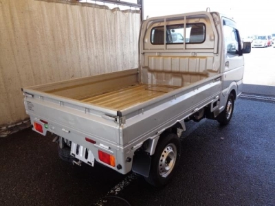 NISSAN NT100 CLIPPER