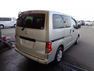NISSAN NV200 VANETTE VAN