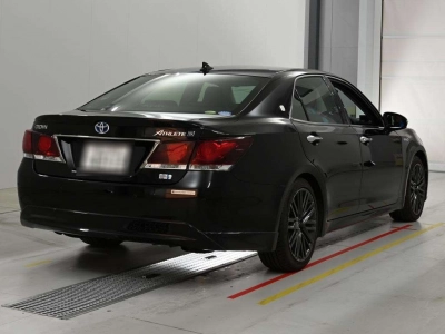 TOYOTA CROWN HYBRID