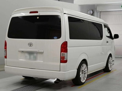 TOYOTA HIACE WAGON