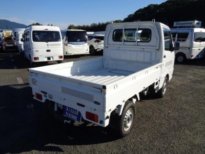NISSAN NT100 CLIPPER