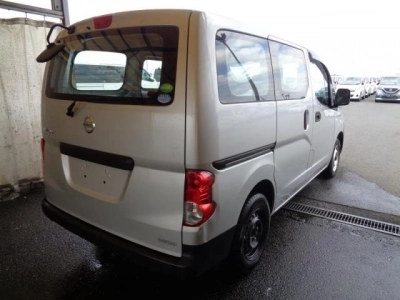 NISSAN NV200 VANETTE VAN