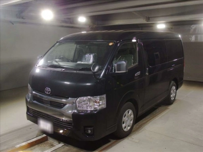 TOYOTA HIACE WAGON