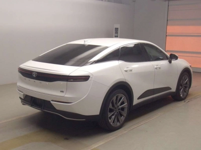 TOYOTA CROWN CROSSOVER