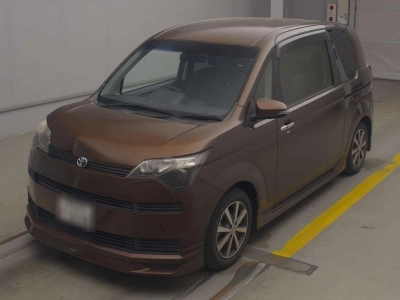 TOYOTA SPADE