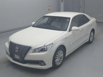 TOYOTA CROWN HYBRID