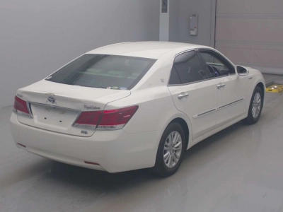 TOYOTA CROWN HYBRID