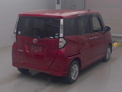 TOYOTA TANK