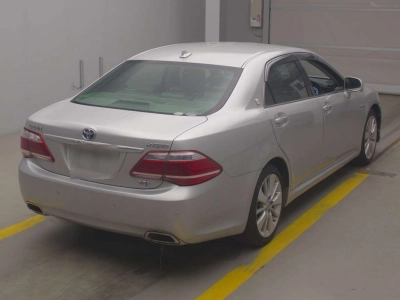 TOYOTA CROWN HYBRID