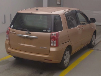 TOYOTA RAUM