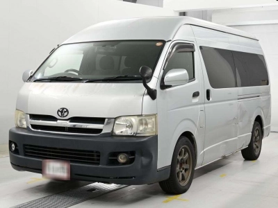 TOYOTA HIACE WAGON
