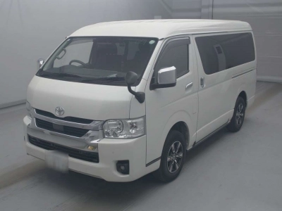 TOYOTA HIACE WAGON