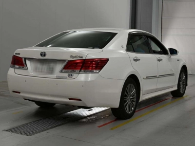 TOYOTA CROWN HYBRID