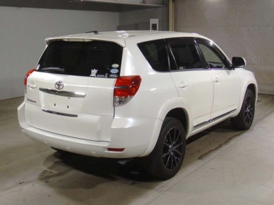 TOYOTA VANGUARD