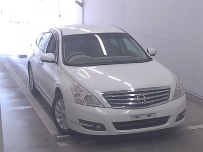 NISSAN TEANA