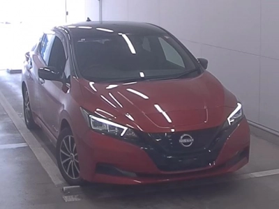 NISSAN LEAF