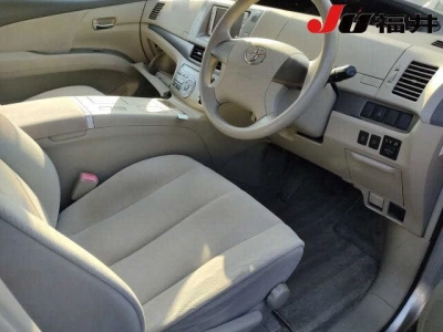 TOYOTA ESTIMA HYBRID