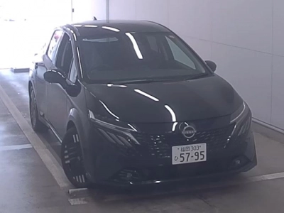 NISSAN AURA