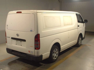TOYOTA REGIUS VAN