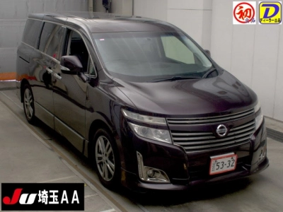 NISSAN ELGRAND
