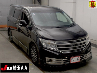 NISSAN ELGRAND