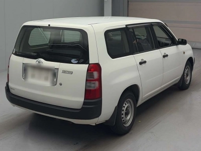 TOYOTA SUCCEED VAN