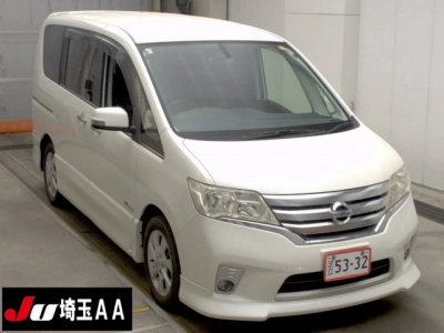 NISSAN SERENA