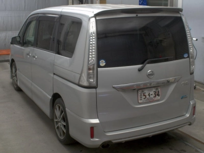 NISSAN SERENA