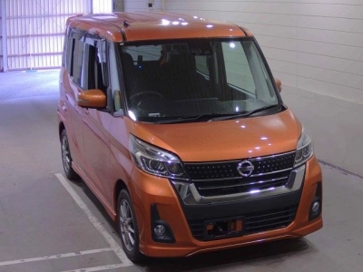 NISSAN DAYZ ROOX