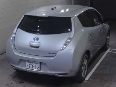 NISSAN LEAF