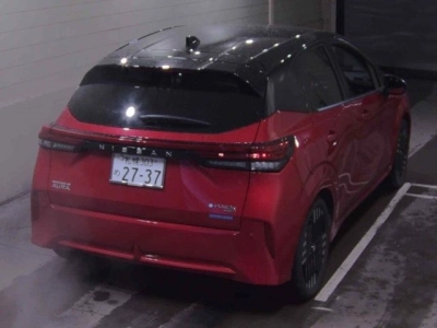 NISSAN AURA